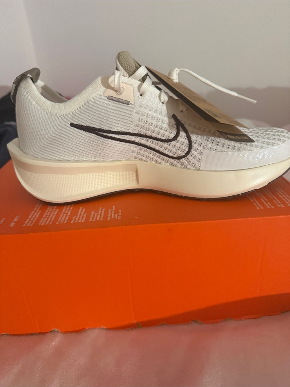 Nike Women's Interact Run Sneakers - Picture 3 of 7
